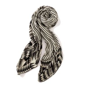 Union square Black and Cream scarf